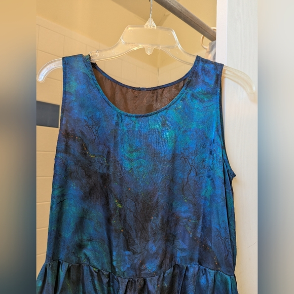NWOT 100% Silk Sleeveless mysterious blue abstract print dress Size M - Picture 4 of 16